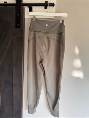 Lululemon align super high-rise ribbed waist joggers